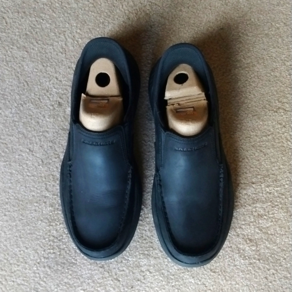 Skechers Black Loafers Slip-Ons Casual Comfort